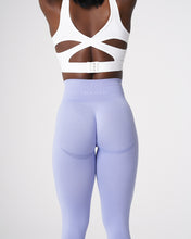 Load image into Gallery viewer, Periwinkle Contour Seamless Leggings